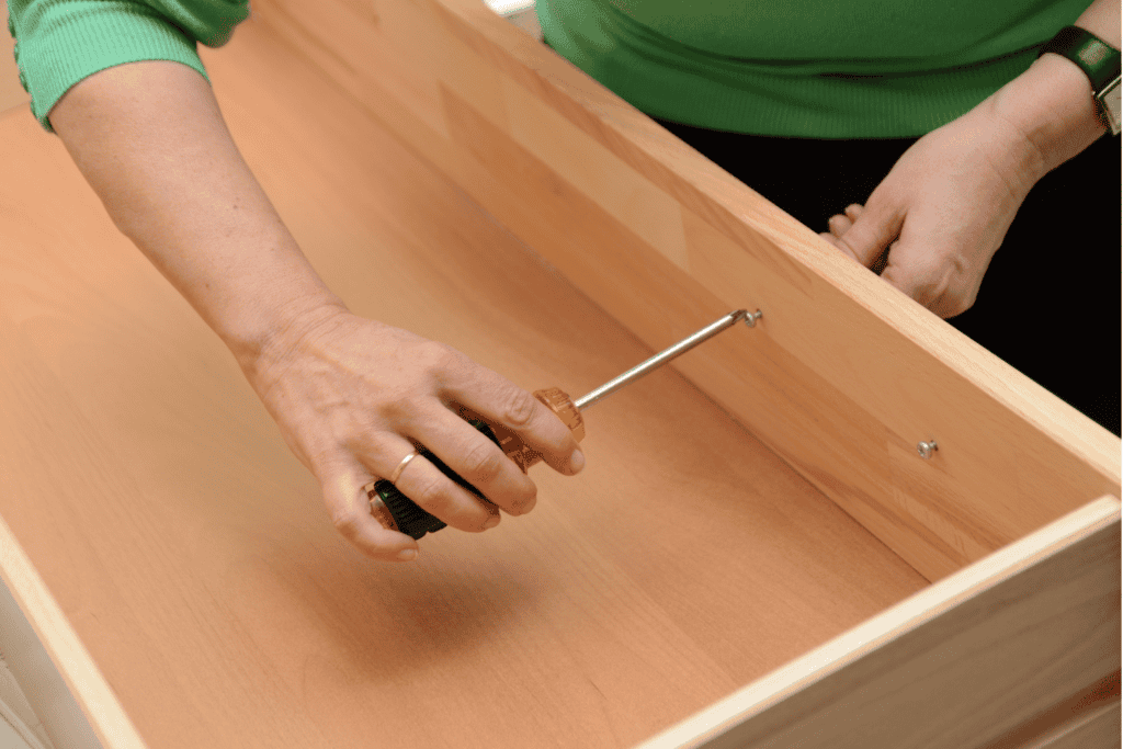 Home use screwdriver