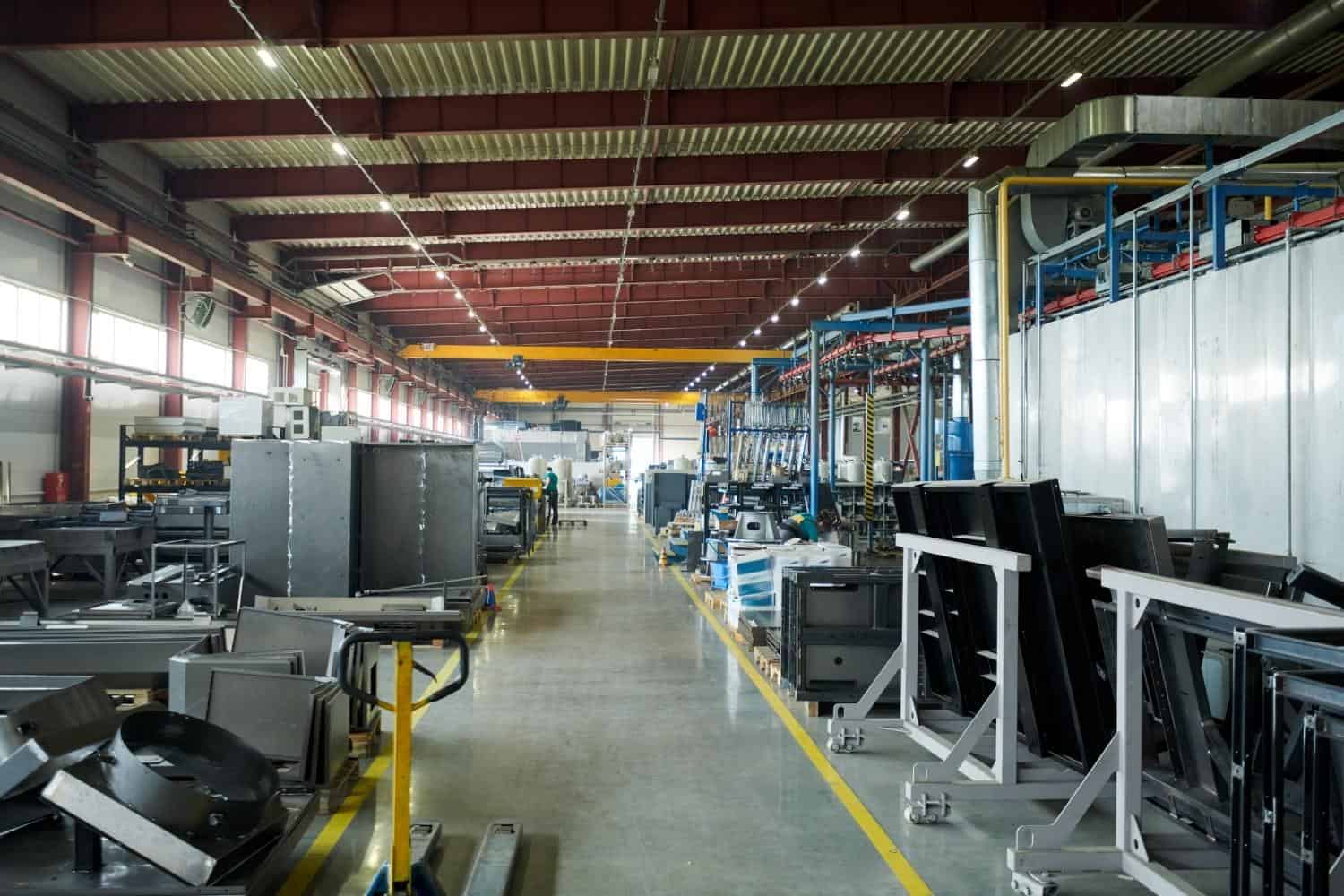A Large Mechanical Workshop